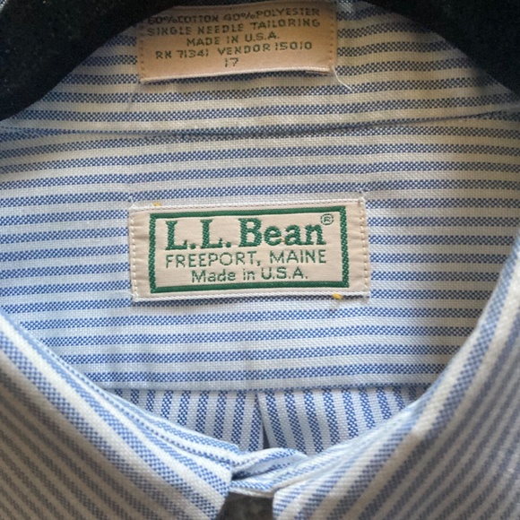 L.L. Bean Made In USA Short Sleeve Button Up Shirt - Picture 2 of 9